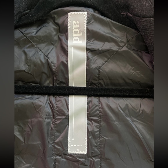 ADD wool and down winter jacket. Lightly worn like brand new - Picture 3 of 4